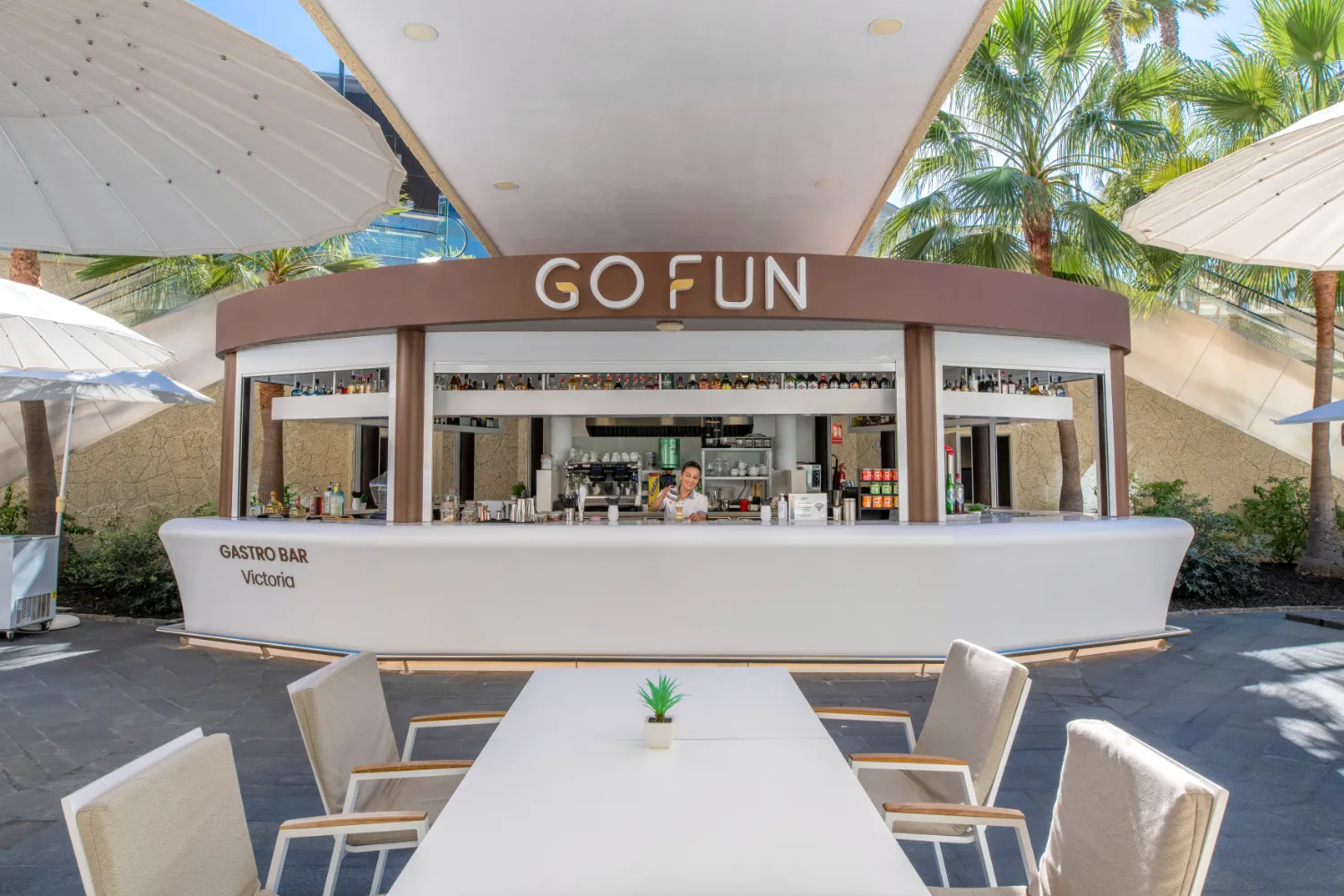 Go Fun Gastrobar | GF Victoria | 5-star Grand Luxury Hotel
